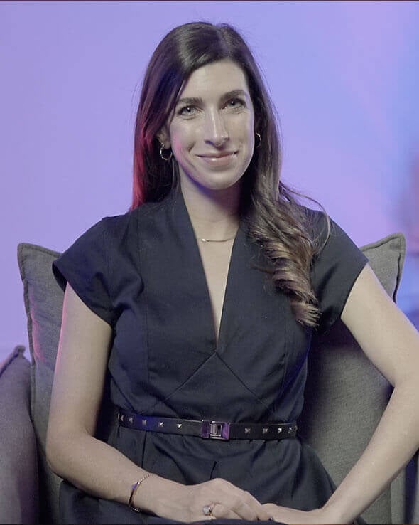 Dr. Elena Voss